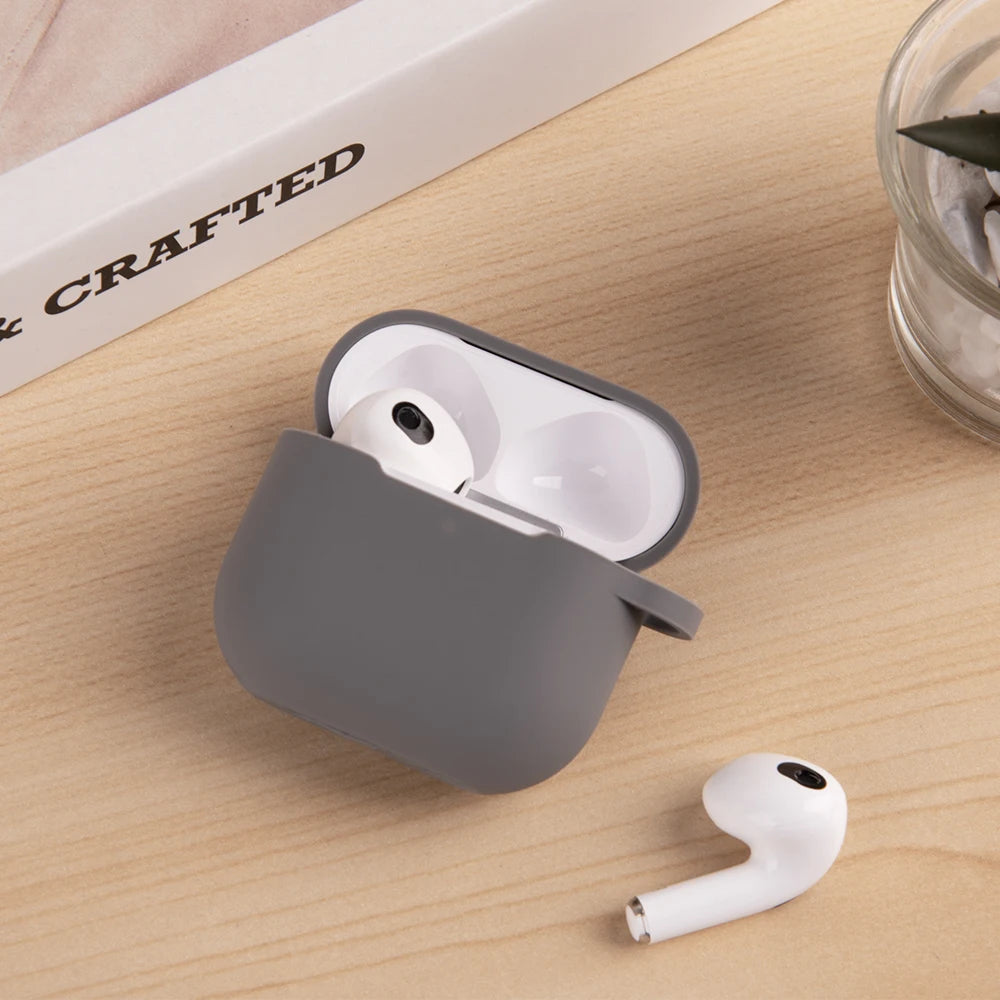 AirPods 4 Silicone Protective Case with Hook