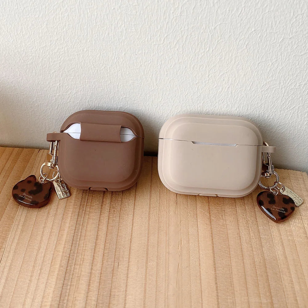 Leopard Cat AirPods Silicone Case with Keyring