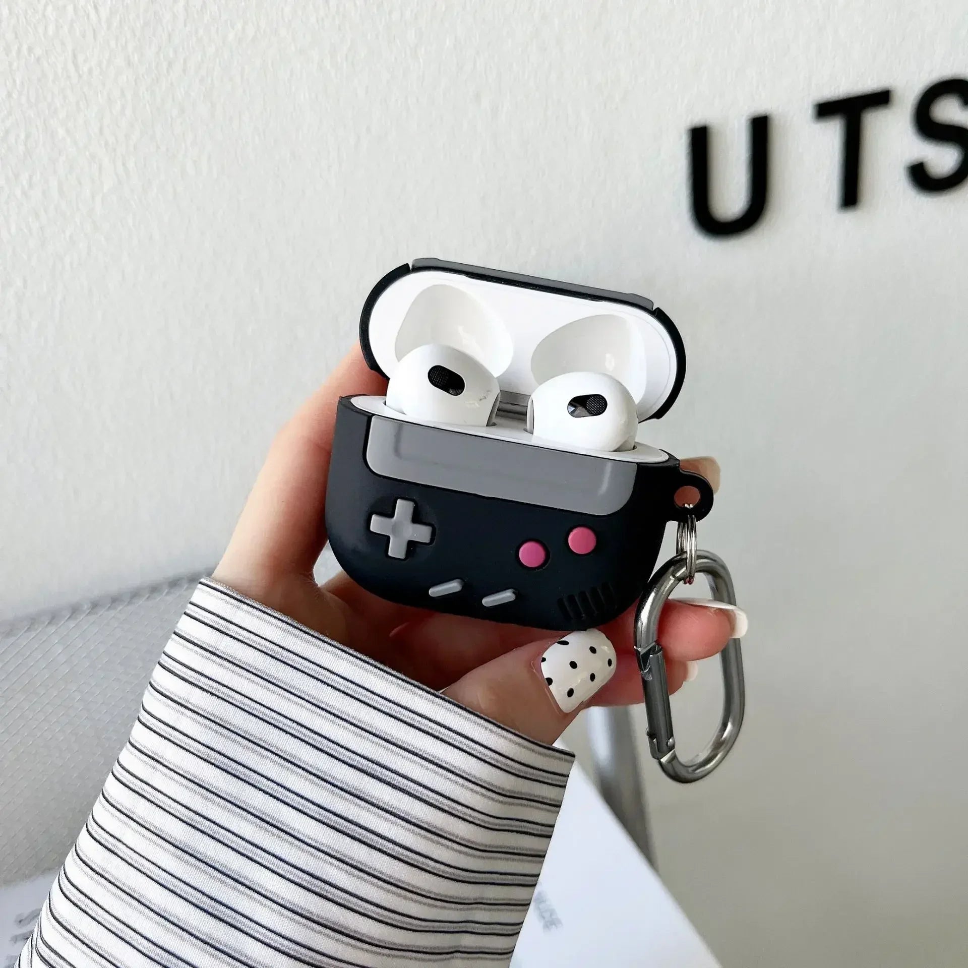 Retro Gameboy AirPods Case with Hook