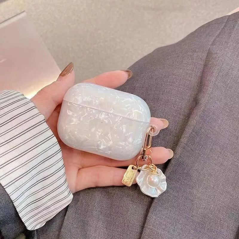 Pearl AirPods Silicone Case with Keyring